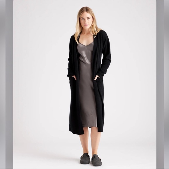 Quince Mongolian Cashmere Belted
Robe/Cardigan - Picture 4 of 13